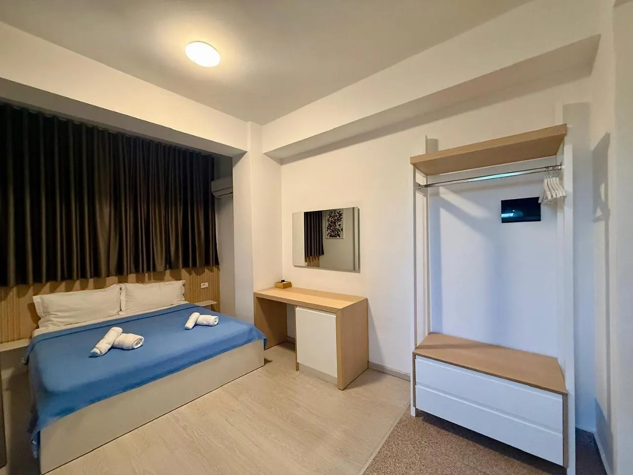 Hotel Stolis Himare 0*,  Albania