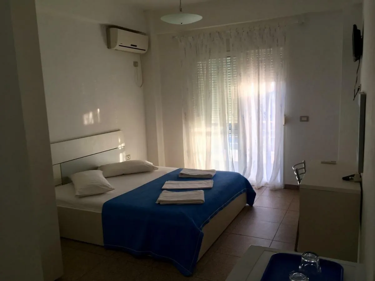 Hotel Stolis Himare 0*,